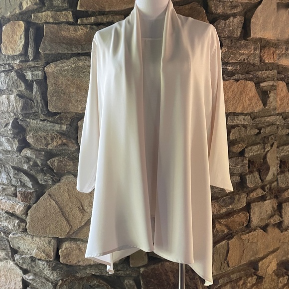 Caroline Rose Ivory Matte Crepe 3 pc set Jacket, Tank, Pant